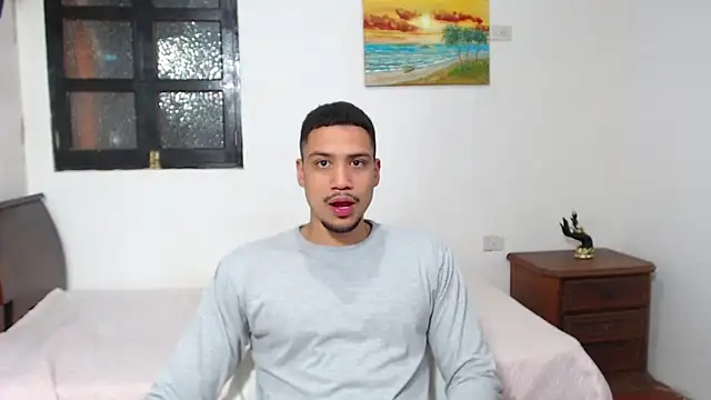 Jhors  Collens online show from January 6, 2026, 3:32 am