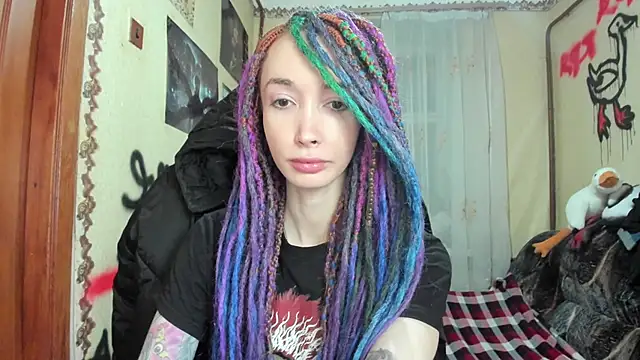 Roxy Silver online show from December 13, 2024, 6:59 pm