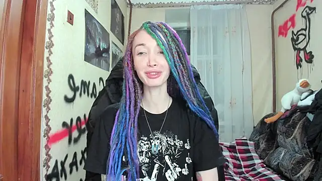 Roxy Silver online show from December 16, 2024, 8:05 pm