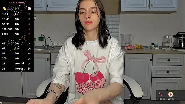 broosnica1 online show from March 18, 2025, 12:58 pm