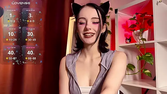 Snapshot of Alice_Succuby chatting on February 13, 2025, 7:21 pm Alice Succuby online show from February 13, 2025, 7:21 pm