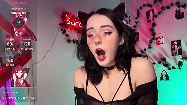 Alice Succuby online show from December 13, 2025, 7:53 pm