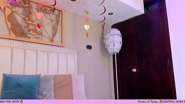  AlejaCruz  online show from February 15, 2025, 10:21 pm