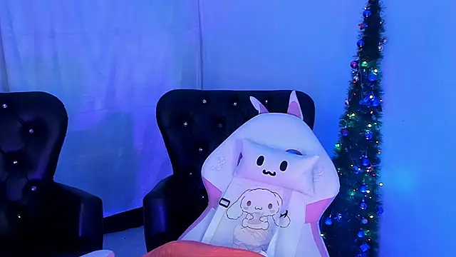 Snapshot of Samanta_cutee chatting on January 13, 2025, 12:13 pm Samanta cutee online show from January 13, 2025, 12:13 pm