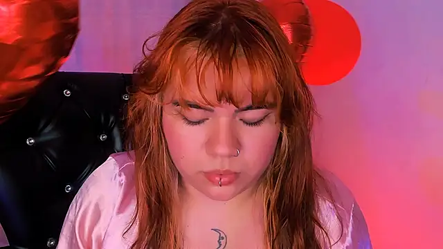 Snapshot of Samanta_cutee chatting on February 15, 2025, 8:43 pm Samanta cutee online show from February 15, 2025, 8:43 pm