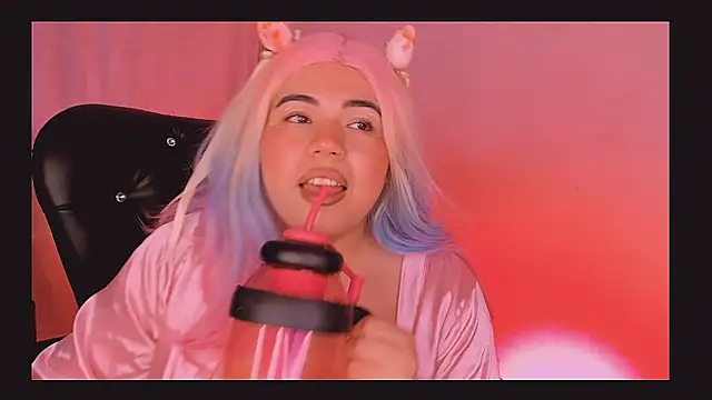 Snapshot of Samanta_cutee chatting on March 10, 2025, 12:37 pm Samanta cutee online show from March 10, 2025, 12:37 pm