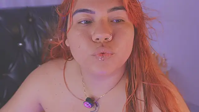 Snapshot of Samanta_cutee chatting on September 17, 2025, 1:35 pm Samanta cutee online show from September 17, 2025, 1:35 pm