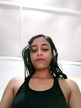 cleopatra-phaedra online show from March 1, 2025, 8:21 pm