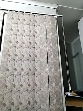 cleopatra-phaedra online show from October 29, 2025, 4:53 pm