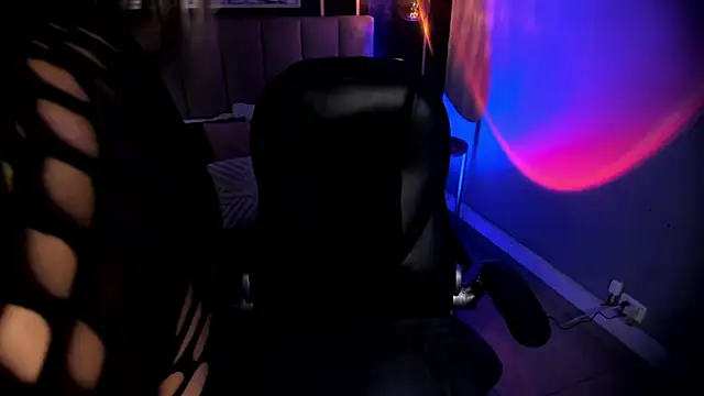 Violetta Nur online show from January 15, 2025, 5:08 am