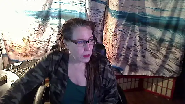 Snapshot of Ireallysquirt chatting on February 20, 2025, 3:34 am Ireallysquirt online show from February 20, 2025, 3:34 am