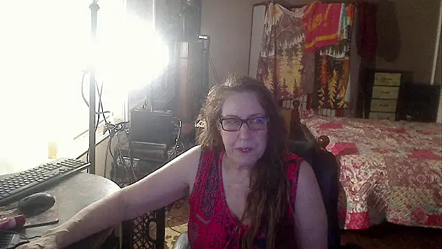 Snapshot of Ireallysquirt chatting on September 20, 2025, 3:29 am Ireallysquirt online show from September 20, 2025, 3:29 am