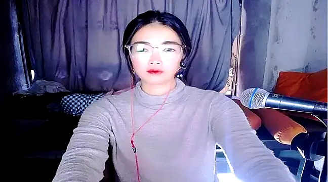 Floor oo online show from February 13, 2025, 10:23 am