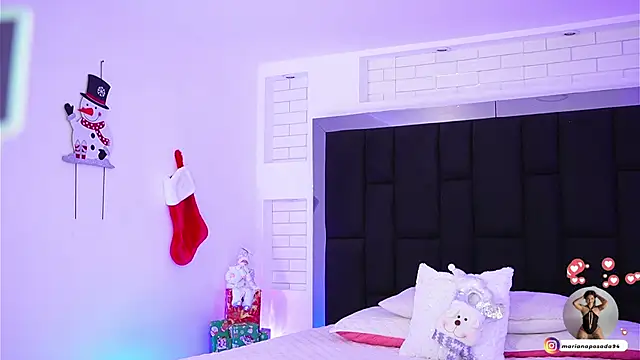 Marianamonroe  online show from December 19, 2025, 6:59 pm