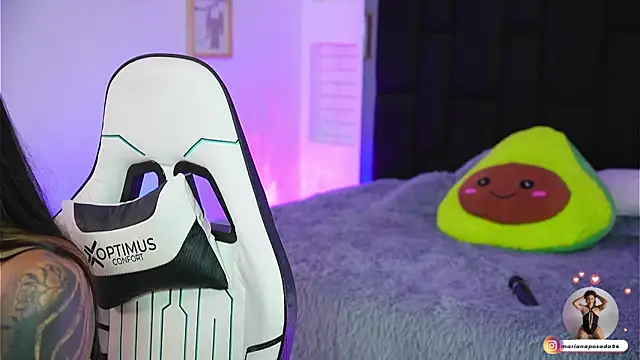 Marianamonroe  online show from March 5, 2026, 8:05 pm