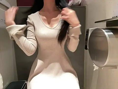 Snapshot of JayPope chatting on February 12, 2026, 8:42 am JayPope online show from February 12, 2026, 8:42 am