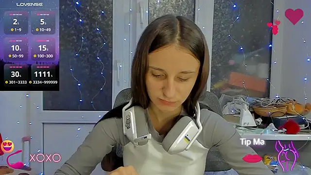  Nika Kik online show from September 17, 2025, 8:21 pm