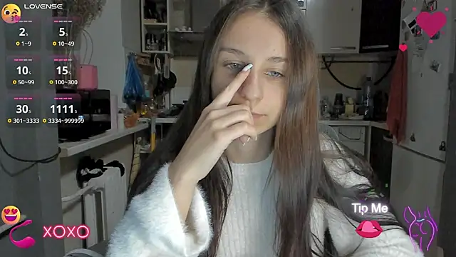  Nika Kik online show from October 6, 2025, 4:04 pm