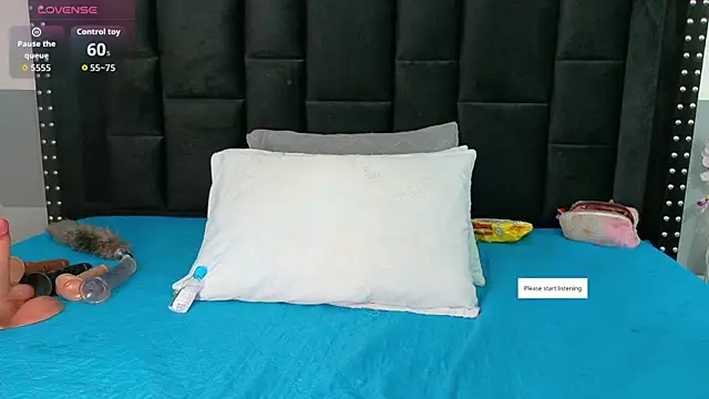 kinkyhousewifee online show from February 14, 2026, 2:52 am