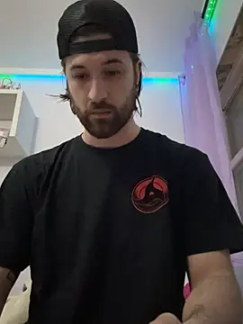 Snapshot of BuurningBoy chatting on March 10, 2025, 7:10 am BuurningBoy online show from March 10, 2025, 7:10 am