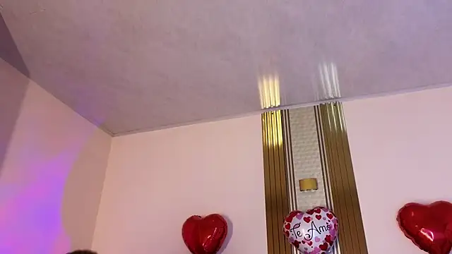 Snapshot of Emmaa_Blonde chatting on February 15, 2025, 11:39 am Emmaa Blonde online show from February 15, 2025, 11:39 am