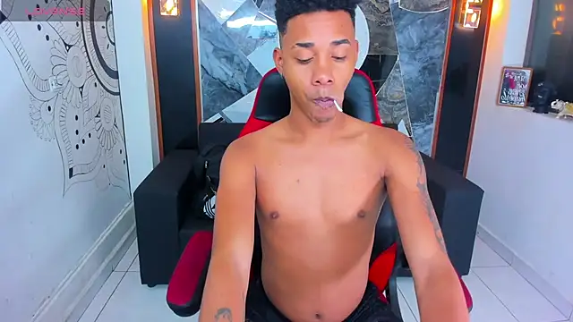 Hottwinkguys online show from March 5, 2025, 11:16 pm