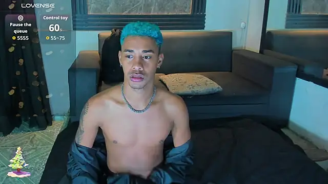 Hottwinkguys online show from December 17, 2025, 4:51 am