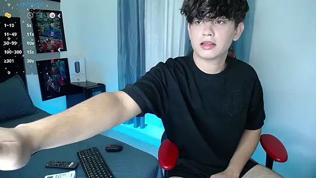 andyboy- online show from December 26, 2024, 11:24 pm