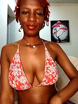 Snapshot of Ayrella02 chatting on November 11, 2025, 11:27 pm Ayrella02 online show from November 11, 2025, 11:27 pm