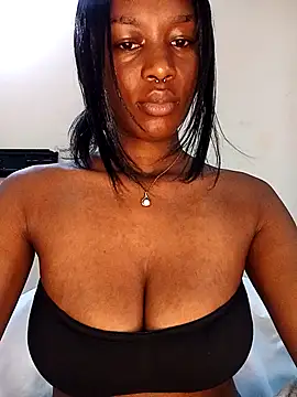 Ayrella02 online show from May 10, 2026, 2:44 pm