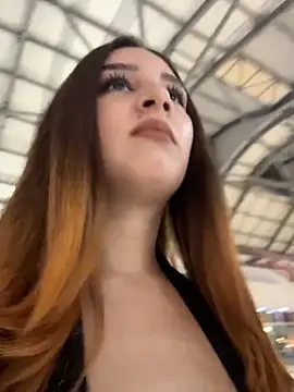 Mon Cherry online show from March 28, 2026, 1:05 am