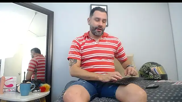 jonasbeards online show from November 14, 2025, 2:49 pm