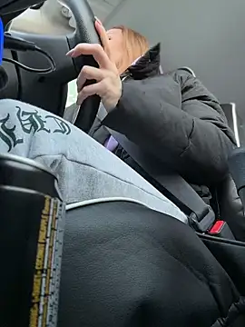 LavenderHot online show from March 8, 2026, 1:36 am