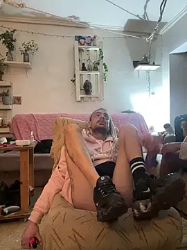 EnricoGio online show from January 19, 2026, 12:58 am