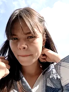 Violeta 12- online show from November 10, 2025, 1:43 pm