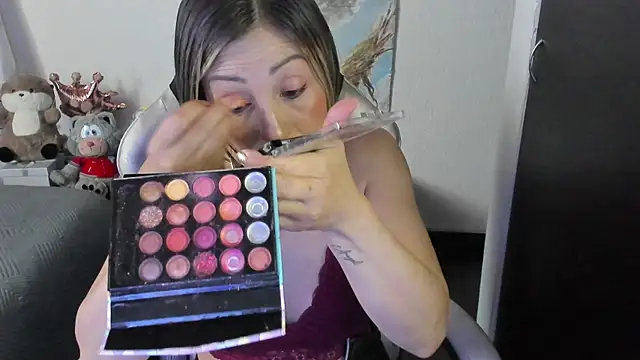 Snapshot of Andreina_Suann chatting on January 17, 2026, 11:59 am Andreina Suann online show from January 17, 2026, 11:59 am