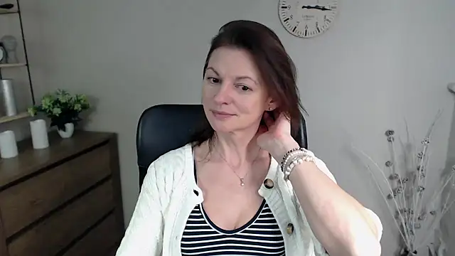 VivianWILD online show from January 23, 2025, 10:11 am