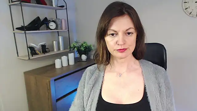 VivianWILD online show from February 21, 2025, 5:09 pm