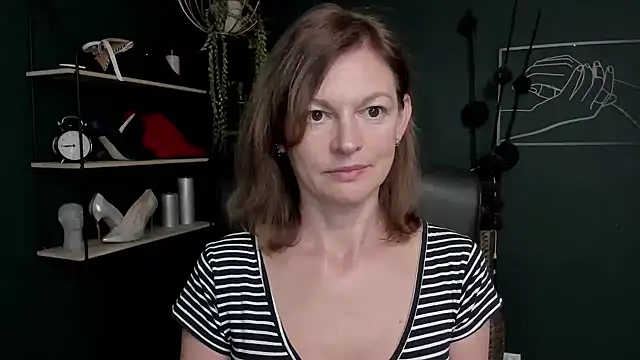 VivianWILD online show from September 9, 2025, 8:14 am