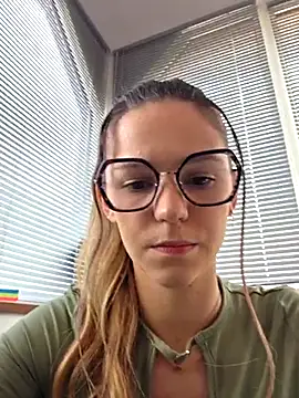 lucie mehott online show from March 6, 2026, 9:39 am