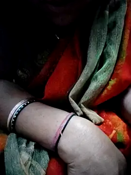 Snapshot of Januhot18 chatting on January 5, 2025, 7:39 pm Januhot18 online show from January 5, 2025, 7:39 pm