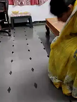 Snapshot of Januhot18 chatting on February 17, 2025, 3:53 pm Januhot18 online show from February 17, 2025, 3:53 pm