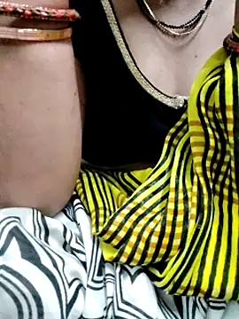 Snapshot of Januhot18 chatting on February 22, 2025, 1:46 pm Januhot18 online show from February 22, 2025, 1:46 pm