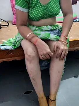 Snapshot of Januhot18 chatting on February 27, 2025, 7:23 am Januhot18 online show from February 27, 2025, 7:23 am