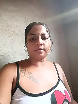 Giselabrunette25 online show from October 16, 2025, 10:33 pm