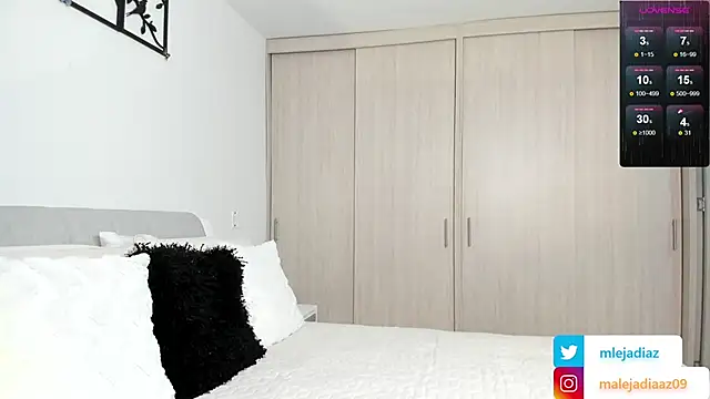 MalejaDiaz  online show from January 10, 2025, 5:02 pm