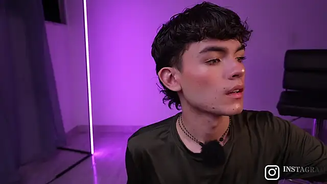 Angelo 018 online show from March 7, 2026, 2:30 am