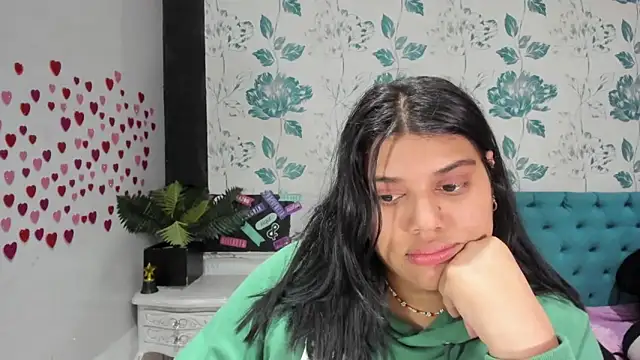 LindaBreeS online show from February 24, 2025, 8:03 pm