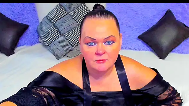 Snapshot of MilanaBiegert chatting on November 3, 2025, 12:50 pm MilanaBiegert online show from November 3, 2025, 12:50 pm