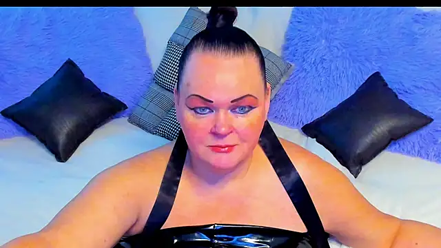 Snapshot of MilanaBiegert chatting on November 4, 2025, 5:50 am MilanaBiegert online show from November 4, 2025, 5:50 am